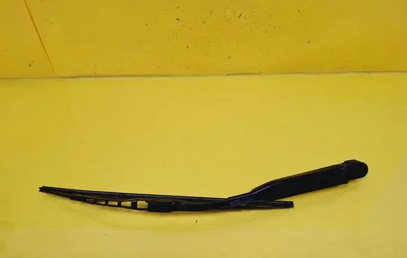 Mercedes-Benz A W168 Rear wiper blade arm A1688201044