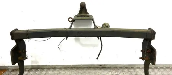 Toyota Hilux (AN10, AN20, AN30) Tow bar set 