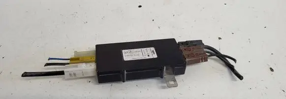 Mercedes-Benz A W169 Aerial antenna amplifier A1698200089