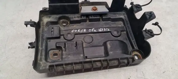 Opel Corsa D Battery tray 13235642