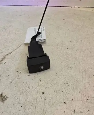 KIA Sorento Windscreen/window heater switch 937103E000