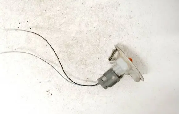 Mazda 5 Front fender indicator light 