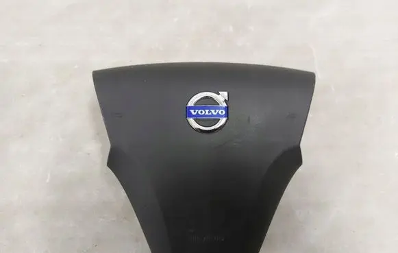 Volvo C30 Steering wheel airbag