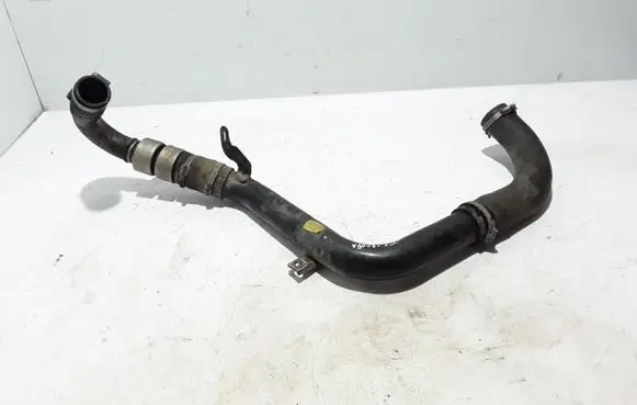 Volvo V50 Intercooler hose/pipe 30741751
