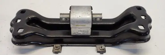 Mercedes-Benz C W205 Gearbox mounting bracket A2052403400 A2052401202