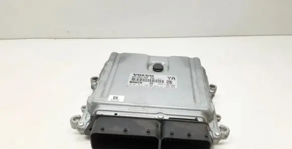 Volvo V70 Engine control unit/module 30785100 0281012765