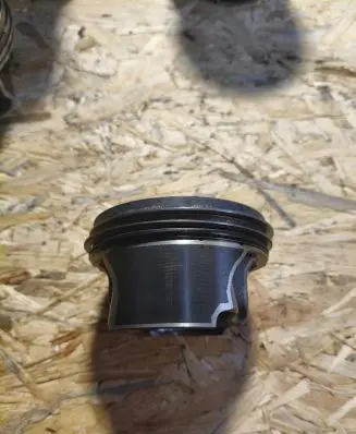 Audi A4 S4 B9 Piston 82L199