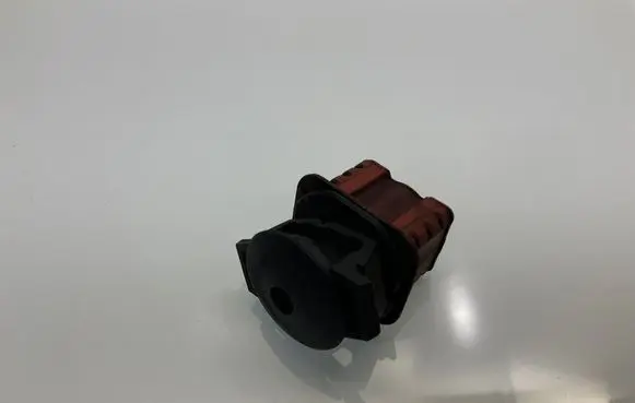 Radiator mount bracket