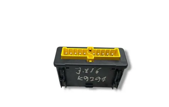 Jaguar XJ X40 Other relay DBC10009 4RK00678807