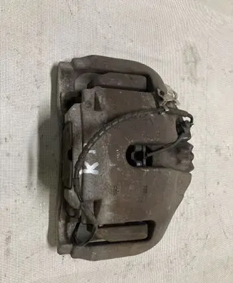 BMW 7 F01 F02 F03 F04 Front brake caliper