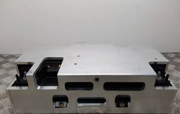 Audi Q3 F3 Hybrid / electric car battery 4K0915171F 4K0915431F