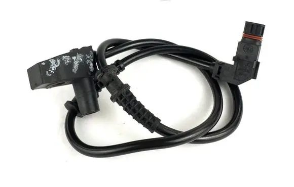 Mercedes-Benz C W202 ABS brake wheel speed sensor a2025400634 2105407781