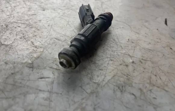 Toyota Corolla E120 E130 Fuel injector 0280156019
