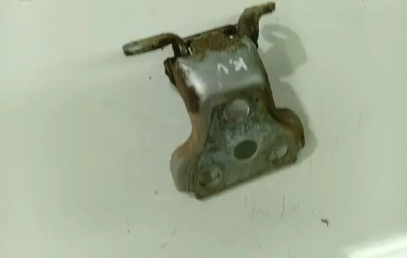 Rover 75 Rear door lower hinge 