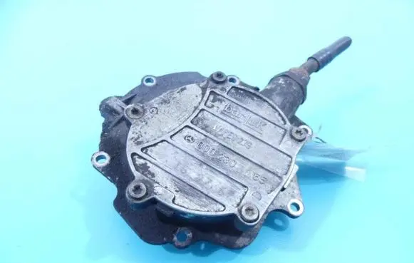 Mercedes-Benz E W210 Vacuum pump 0002303665 IMPRK1007228