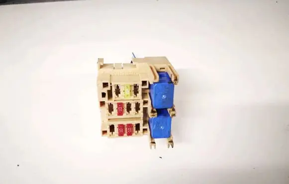 Nissan Qashqai Fuse box set
