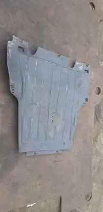 Renault Captur Engine splash shield/under tray 8200540585