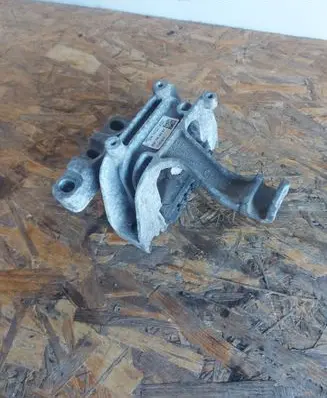 Volkswagen Golf VII Engine mount bracket 5Q0199262BJ