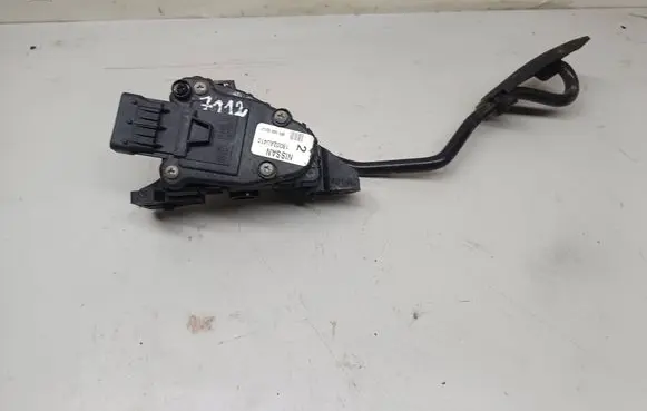Nissan X-Trail T30 Accelerator throttle pedal 18002AU410 6PV00862001