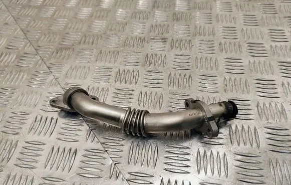 Ford Focus EGR valve line/pipe/hose JN1Q9E470AA