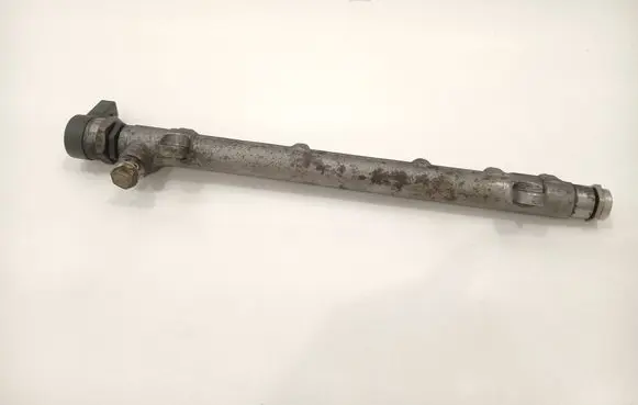 Fuel main line pipe