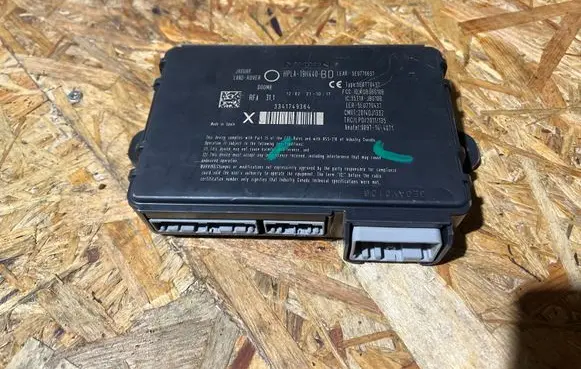 Land Rover Range Rover Velar Keyless (KESSY) go control unit/module 3E0AY0106