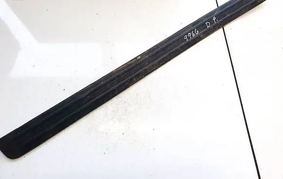 Nissan Primera Front sill trim cover 769b0av700