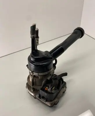 Peugeot 308 Power steering pump 9684979180 A0015321 0970085005094