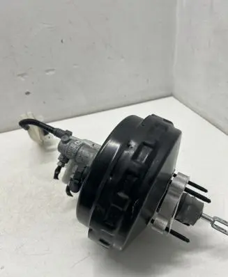 Ford Kuga II Brake booster DV612B195JB