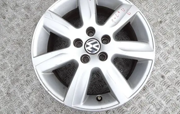 Volkswagen Polo V 6R R15 alloy rim asdf