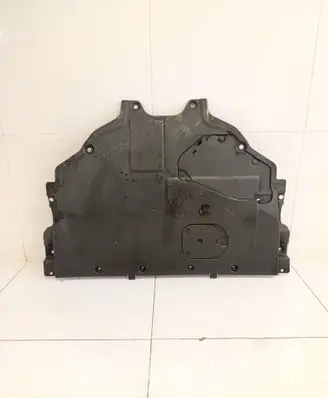 Mazda 6 Engine splash shield/under tray GHR556071 K6805