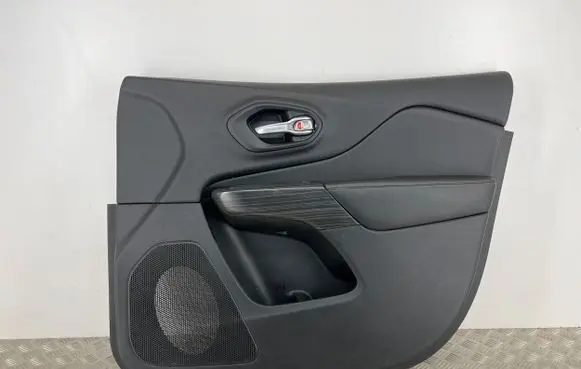 Jeep Cherokee Front door card panel trim