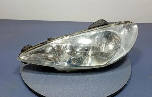 Peugeot 206 CC Headlight/headlamp 9660535680