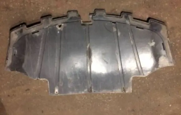 Audi 100 S4 C4 Engine splash shield/under tray 4A0805865B