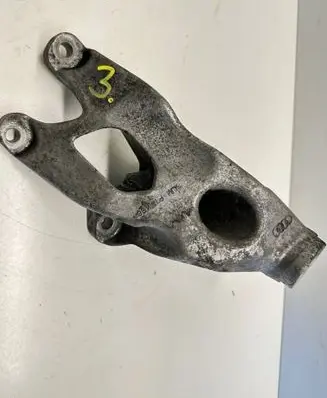 Audi A4 S4 B8 8K Engine mounting bracket 8k0199307