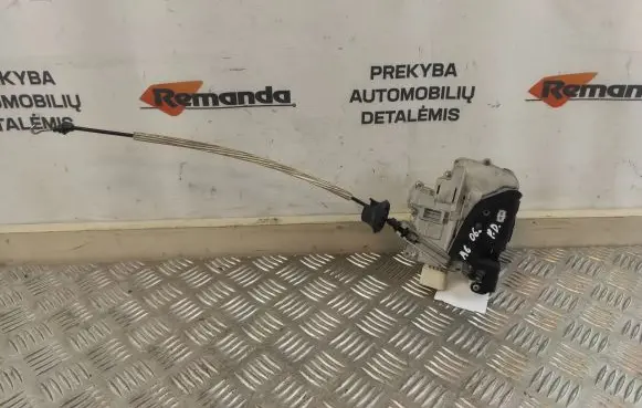 Audi A6 S6 C6 4F Front door lock 4F2837016