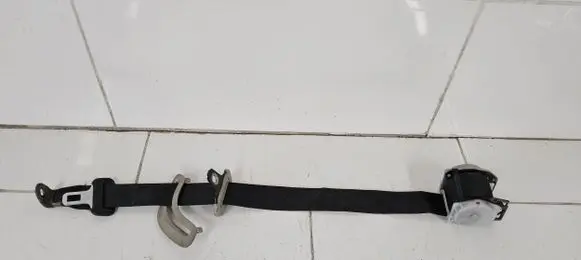 Mazda CX-7 Rear seatbelt AB052