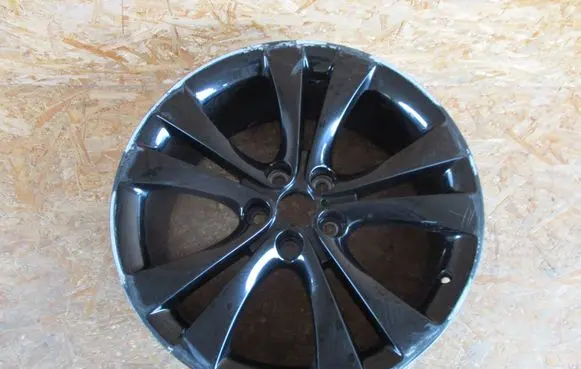 R20 alloy rim