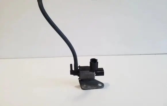 Mitsubishi Outlander Turbo solenoid valve K5T46494