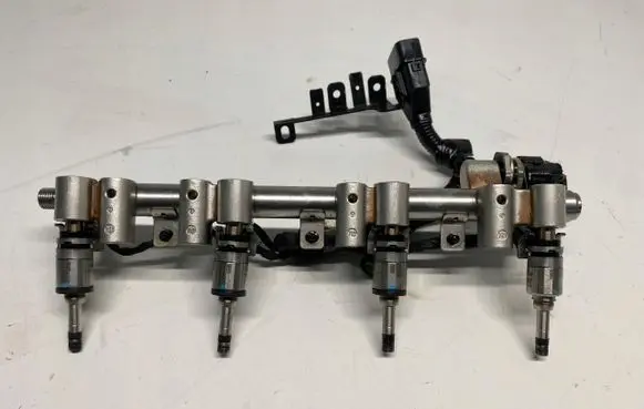 Hyundai i30 Fuel injector 35310-2GHB0