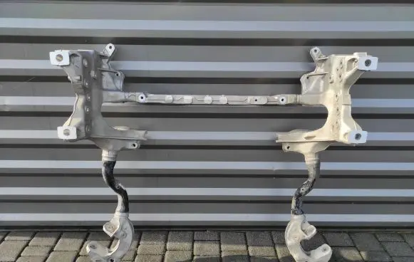 Audi Q7 4M Front subframe 4M0399315