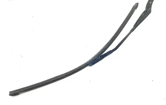 Audi A3 S3 8V Front wiper blade arm 8V1955407E