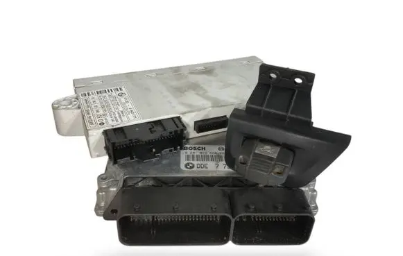 BMW 1 E81 E87 Engine ECU kit and lock set 7799854 0281012880 6943771