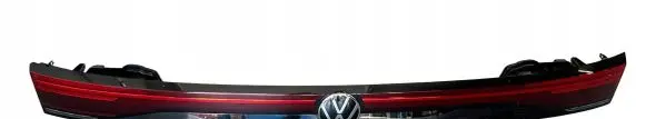 Volkswagen PASSAT B8 Tailgate rear/tail lights 3J0945093