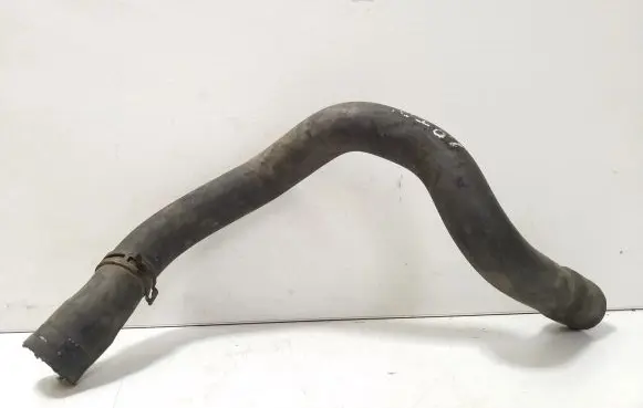 Volkswagen PASSAT B6 Engine coolant pipe/hose