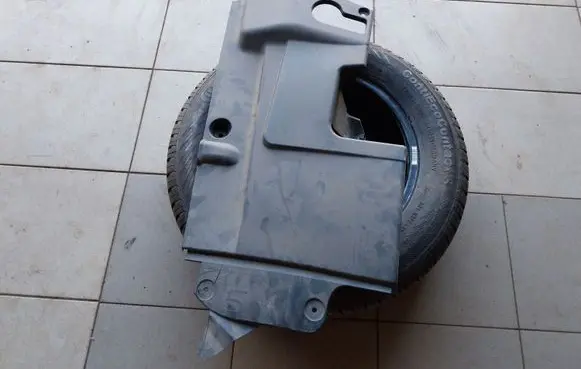 Lexus IS 220D-250-350 Engine cover (trim) 5379553020