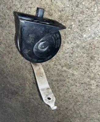 BMW 7 E65 E66 Horn signal 0055306