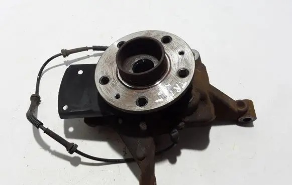Renault Trafic III (X82) Front wheel hub 400155466R