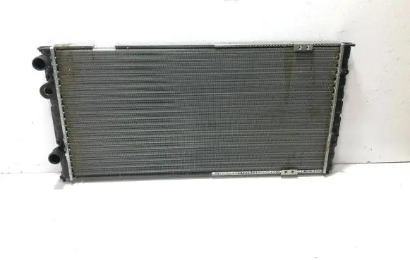 Volkswagen PASSAT B3 Coolant radiator 353121251F 357121251C 357121251L