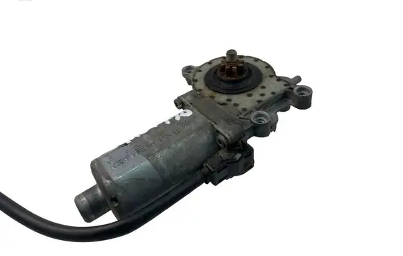 Jaguar XJ X350 Rear door window regulator motor 0130821613